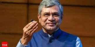 Cabinet approves Rs 69,515 crore outlay for crop insurance; PM Modi dedicates first decision of new year to farmers | Times of India cabinet-approves-rs-69515-crore-outlay-for-crop-insurance-pm-modi-dedicates-first-decision-of-new-year-to-farmers-times-of-ndia