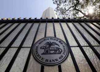 RBI Expected to Cut Policy Rates by 50 bps in Early 2025: Report rb-expected-to-cut-policy-rates-by-50-bps-in-early-2025-report
