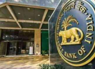 RBI Report: Loan-Related Complaints Increase by 43% in FY24 rb-report-loan-related-complaints-ncrease-by-43-in-fy24