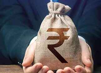 Rupee Plunges to Record Low After Trump’s Tariff Announcement rupee-plunges-to-record-low-after-trumps-tariff-announcement