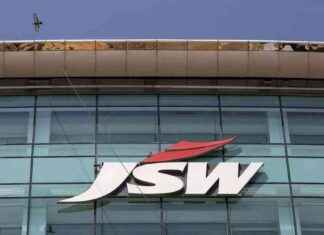 JSW Infrastructure Promoter Sells 2% Stake for ₹1,210 Crore jsw-nfrastructure-promoter-sells-2-stake-for-1210-crore
