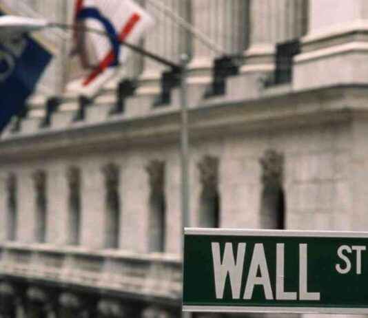 Tax implications of investing in foreign stocks, mutual funds, and ETFs in FY2025-26 tax-implications-of-investing-in-foreign-stocks-mutual-funds-and-etfs-in-fy2025-26